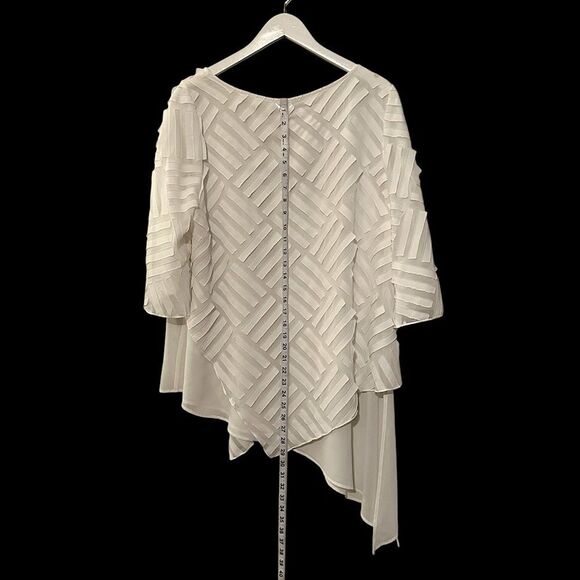 IC by Connie k Women’s Size Large Solid White Asymmetrical 3/4 Sleeve Tunic Top - Picture 9 of 16